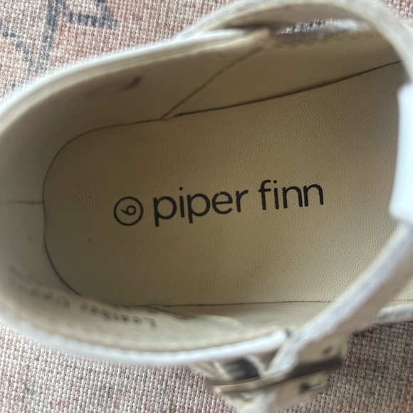 Toddler Mary Jane’s - Picture 4 of 7